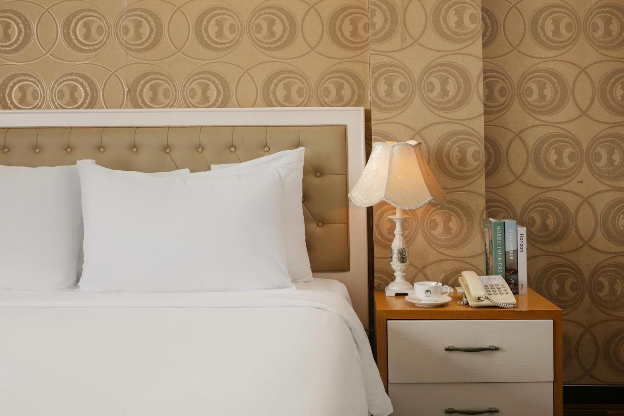 Nesta Hotel Кантхо Экстерьер фото