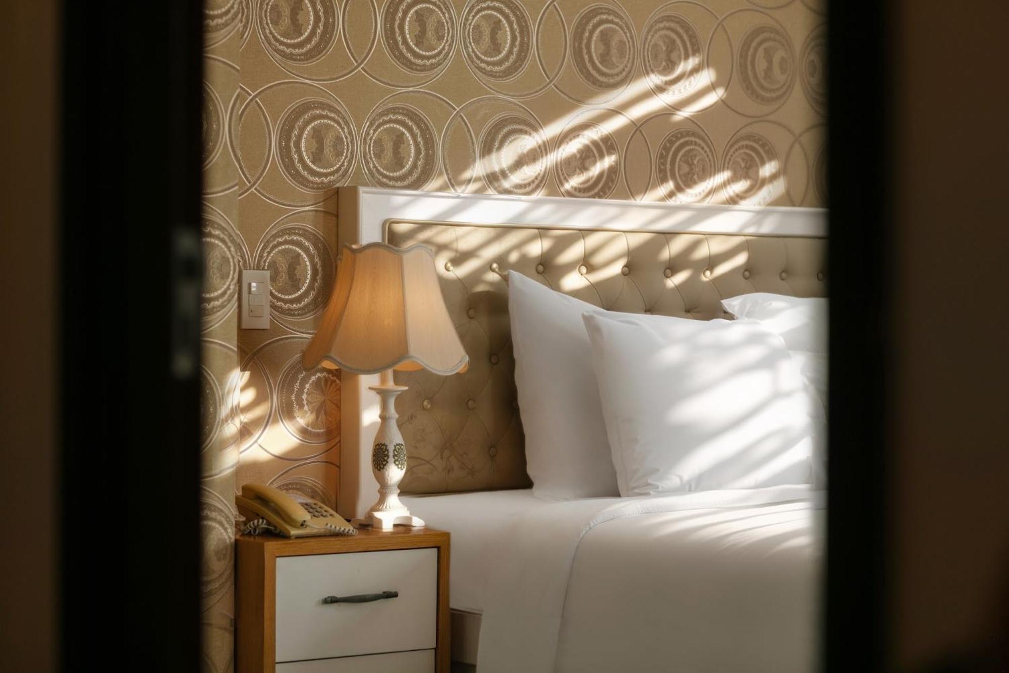 Nesta Hotel Кантхо Экстерьер фото