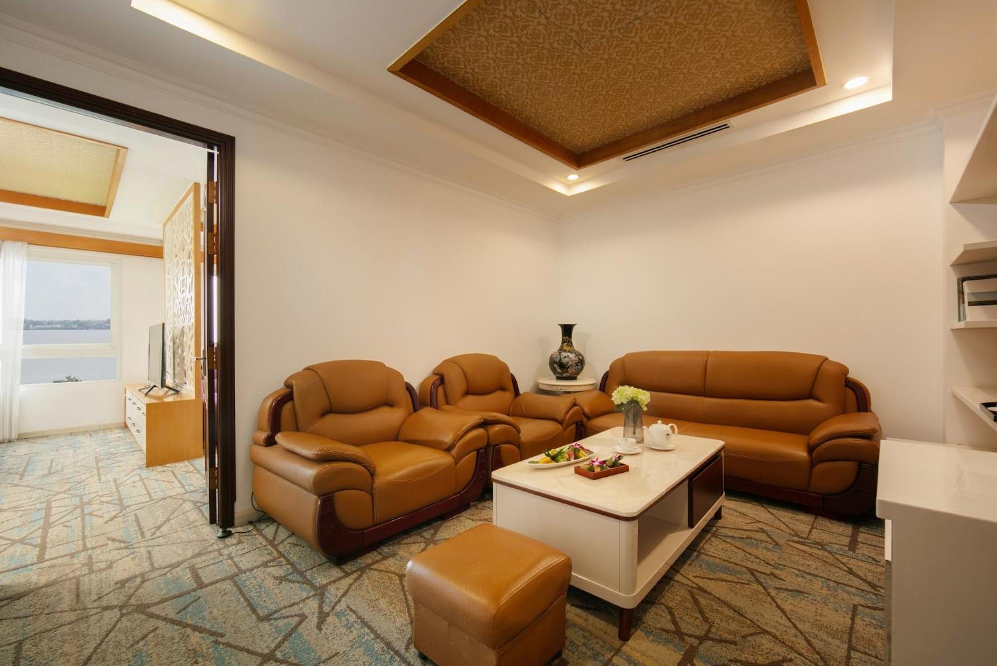 Nesta Hotel Кантхо Экстерьер фото